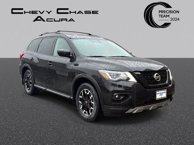 2020 Nissan Pathfinder SV