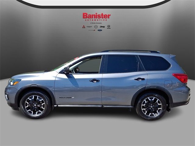 2020 Nissan Pathfinder SV
