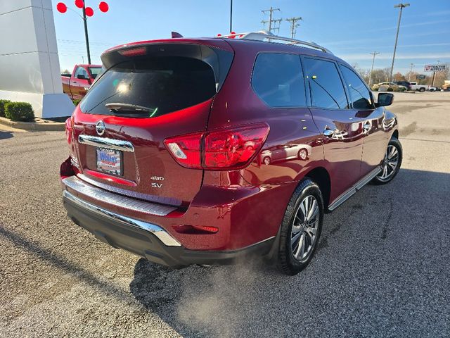 2020 Nissan Pathfinder SV