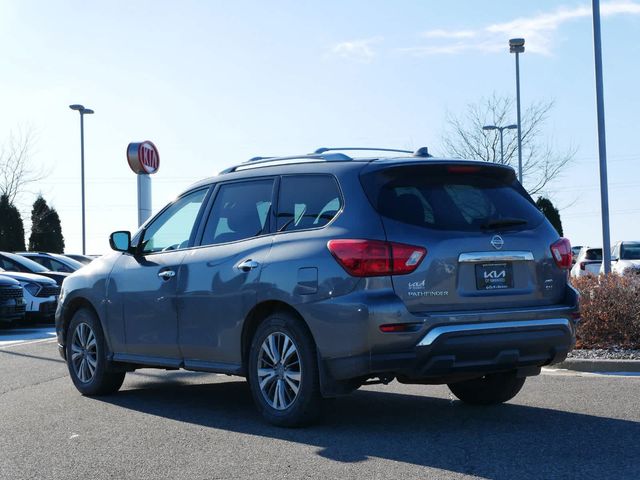 2020 Nissan Pathfinder SV