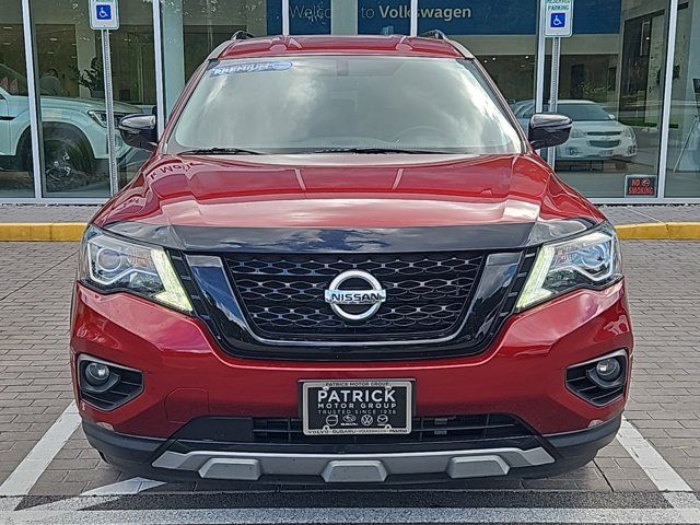 2020 Nissan Pathfinder SV