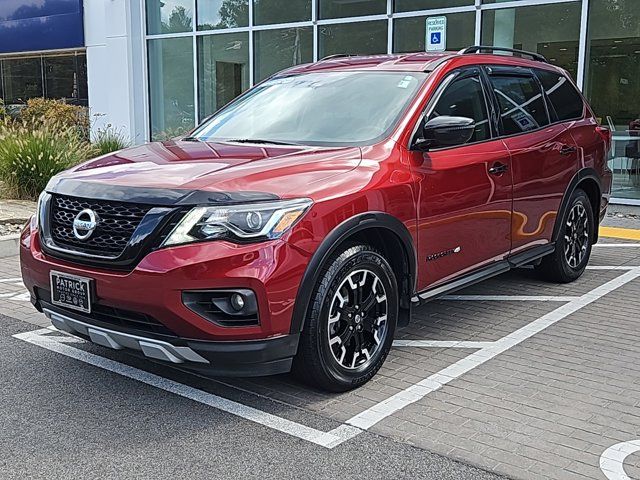 2020 Nissan Pathfinder SV