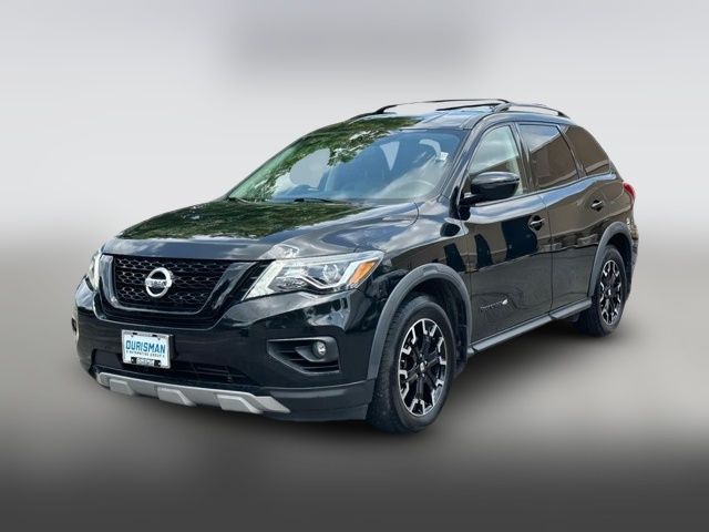 2020 Nissan Pathfinder SV