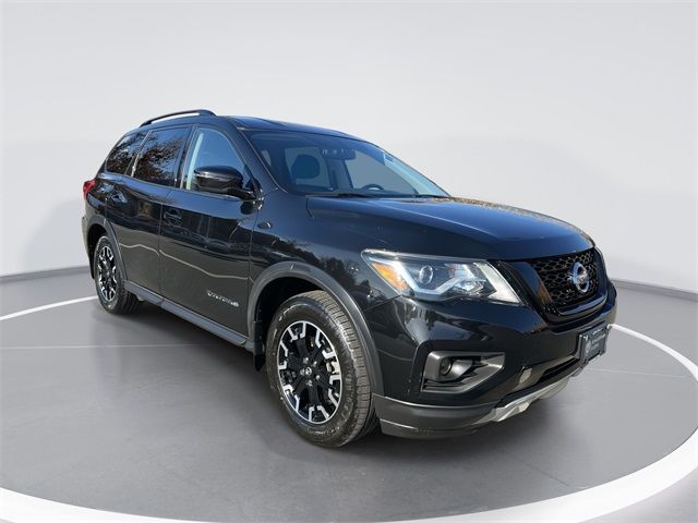 2020 Nissan Pathfinder SV