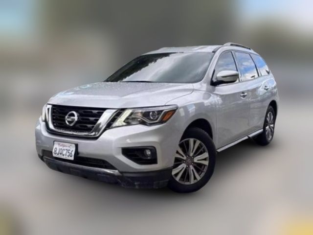 2020 Nissan Pathfinder SV