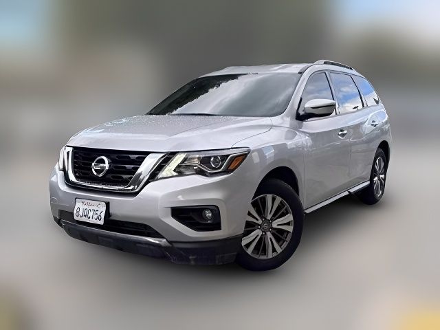 2020 Nissan Pathfinder SV