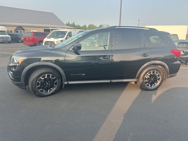 2020 Nissan Pathfinder SV