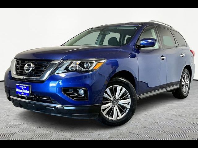 2020 Nissan Pathfinder SV