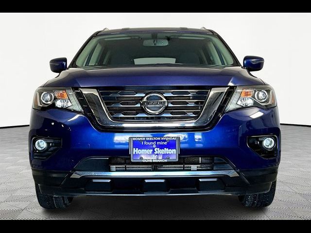 2020 Nissan Pathfinder SV