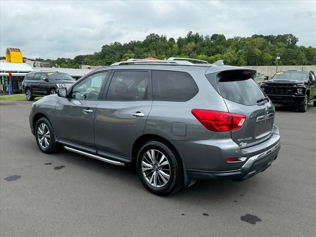 2020 Nissan Pathfinder SV