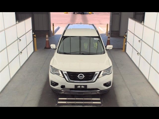 2020 Nissan Pathfinder SV