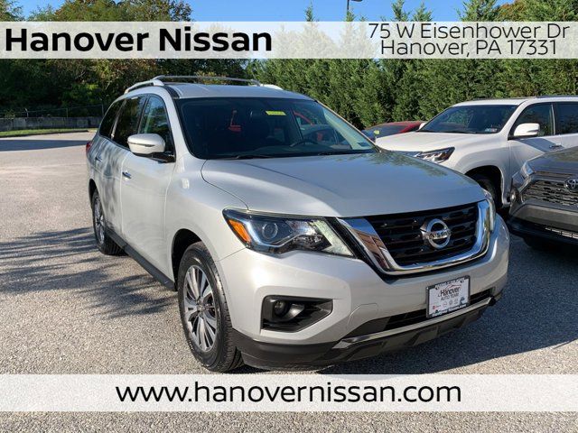 2020 Nissan Pathfinder SV