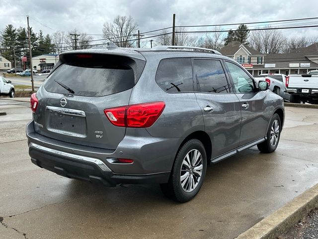 2020 Nissan Pathfinder SV