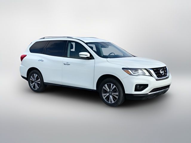 2020 Nissan Pathfinder SV