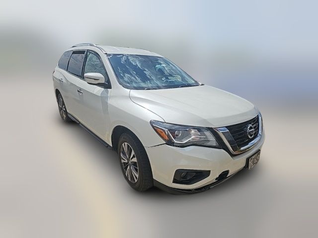 2020 Nissan Pathfinder SV