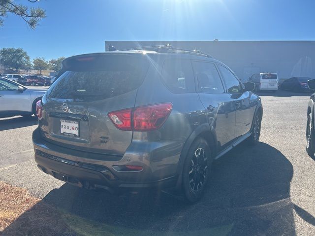 2020 Nissan Pathfinder SV