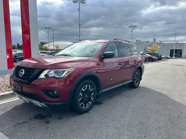 2020 Nissan Pathfinder SV