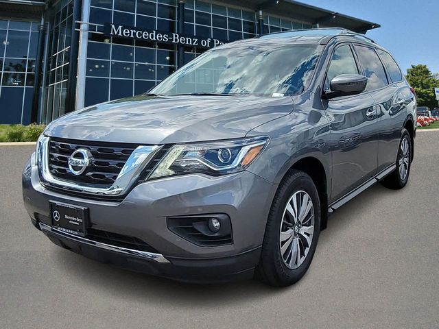 2020 Nissan Pathfinder SV