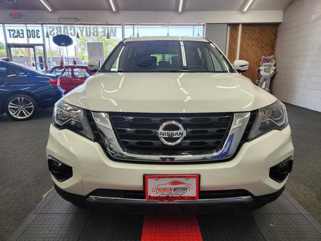 2020 Nissan Pathfinder SV