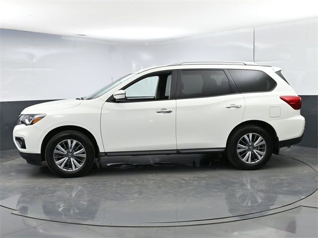 2020 Nissan Pathfinder SV