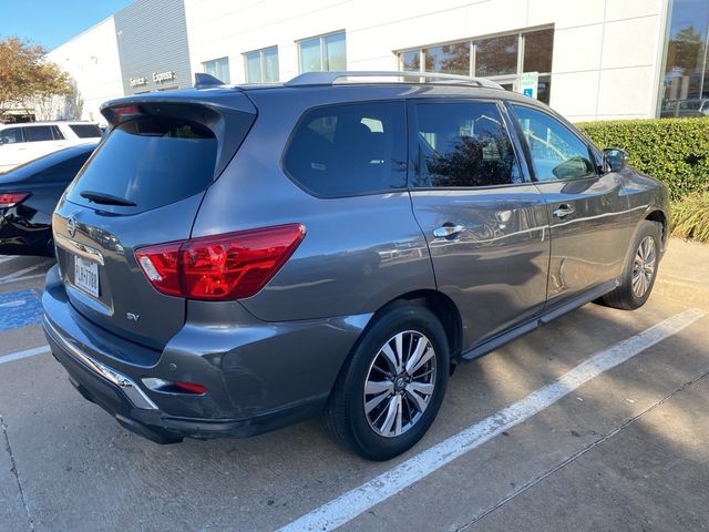 2020 Nissan Pathfinder SV