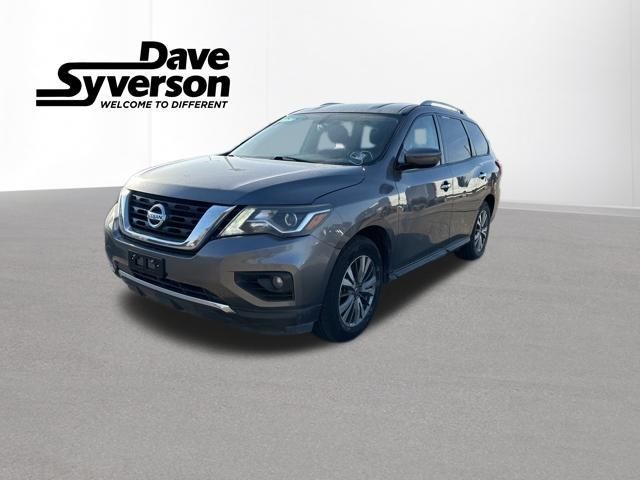 2020 Nissan Pathfinder SV