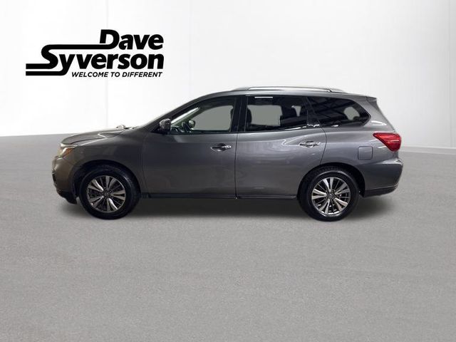 2020 Nissan Pathfinder SV