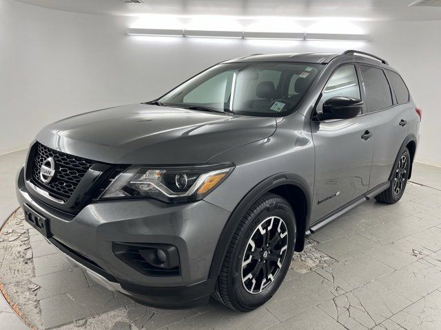 2020 Nissan Pathfinder SV