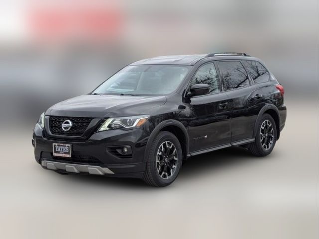 2020 Nissan Pathfinder SV