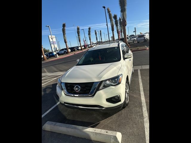 2020 Nissan Pathfinder SV