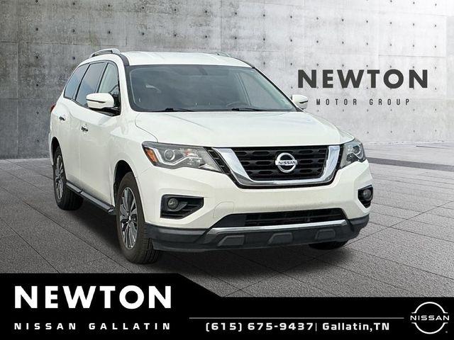 2020 Nissan Pathfinder SV