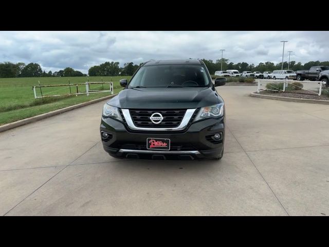 2020 Nissan Pathfinder SV