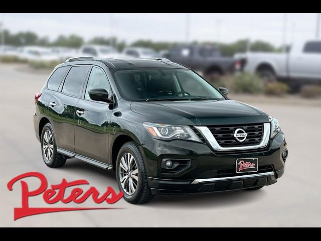 2020 Nissan Pathfinder SV