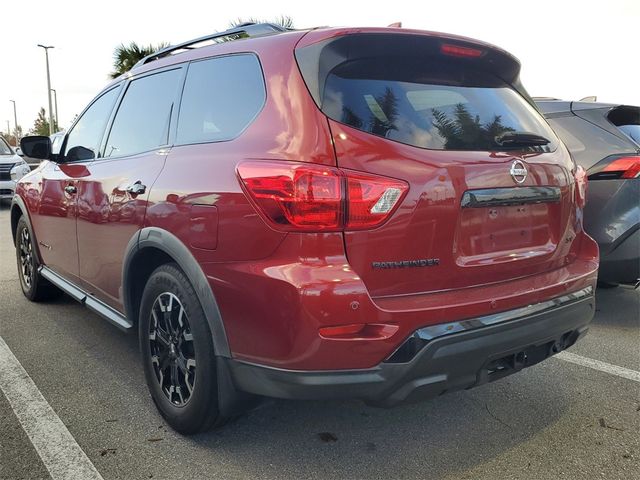 2020 Nissan Pathfinder SV