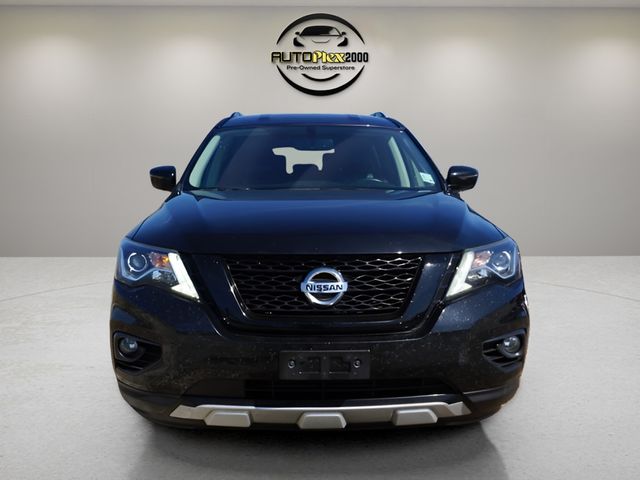 2020 Nissan Pathfinder SV