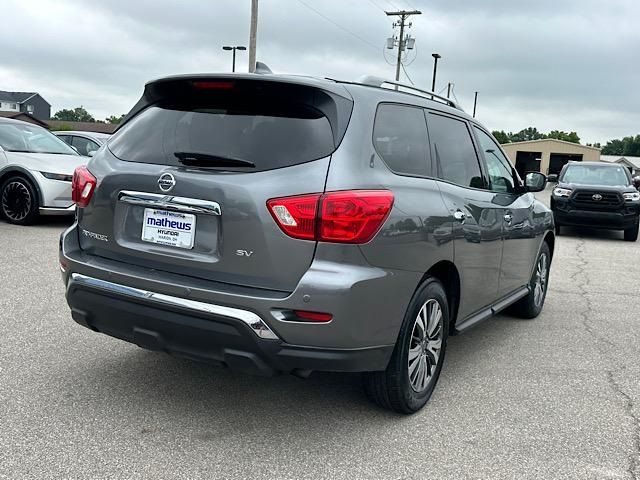 2020 Nissan Pathfinder SV