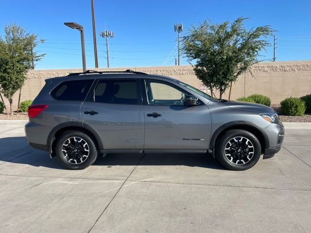 2020 Nissan Pathfinder SV