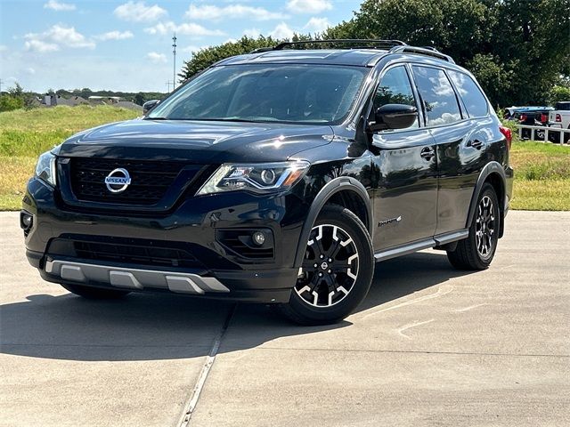 2020 Nissan Pathfinder SV