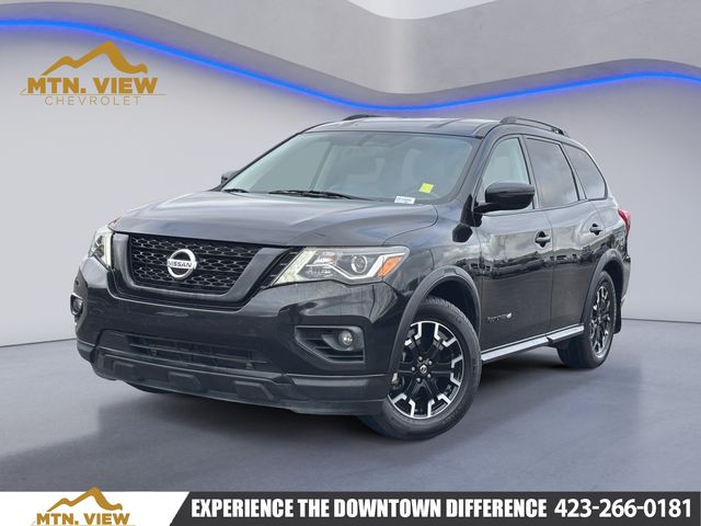 2020 Nissan Pathfinder SV