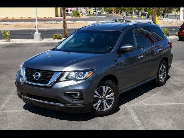 2020 Nissan Pathfinder SV
