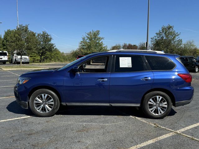 2020 Nissan Pathfinder SV