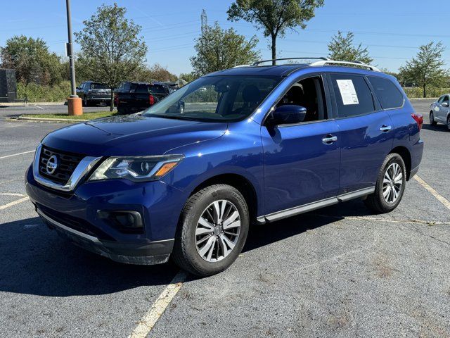 2020 Nissan Pathfinder SV