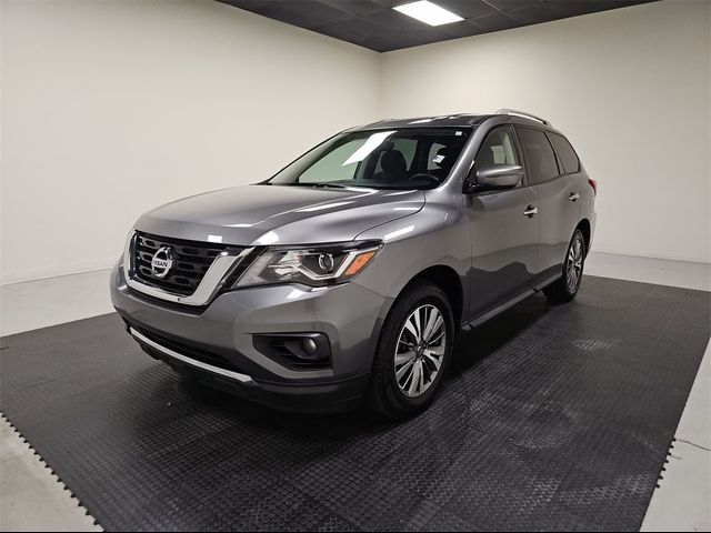 2020 Nissan Pathfinder SV