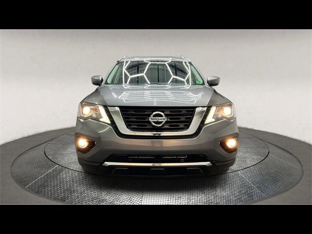 2020 Nissan Pathfinder SV