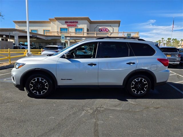 2020 Nissan Pathfinder SV