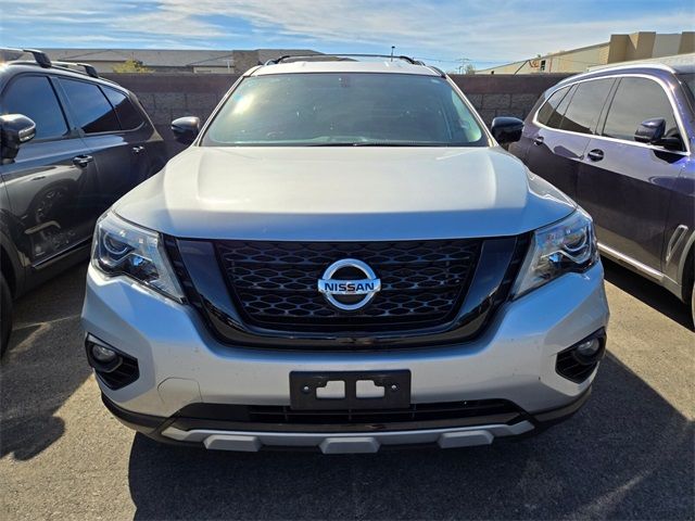 2020 Nissan Pathfinder SV