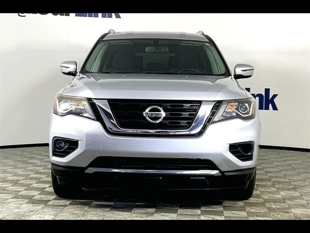 2020 Nissan Pathfinder SV