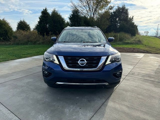 2020 Nissan Pathfinder SV