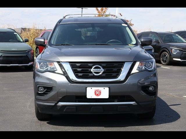 2020 Nissan Pathfinder SV