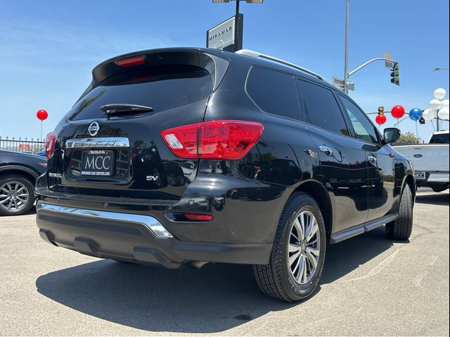 2020 Nissan Pathfinder SV